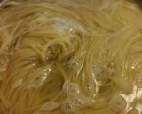 Foto del paso 1 de la receta: Espaguetti en crema de chipotle con pollo🌺