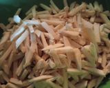 Foto langkah ke 1 dari resep Ubi Goreng Wijen Kayu Manis.