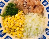 Hình bước làm 1 của món Bắp xào lườn gà