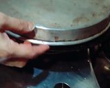 A picture of step 7 of Mini Tawa pizza.