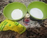 A picture of step 1 of Donut glaze or filling.