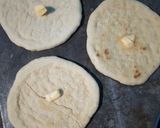 নো ওভেন নো ইস্ট চিকেন পিজ্জা (Chicken pizza recipe in bengali) রেসিপি ধাপ - 6 ছবি
