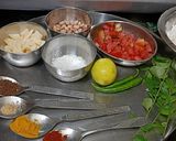 मुरमुरा पोहा(muemura poha recipe in hindi) रेसिपी चरण 2 फोटो