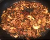 Foto del paso 4 de la receta: Pasta con hongos, bacon y trufas