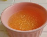 Foto langkah ke 1 dari resep Saffron Panna Cotta.