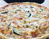 Une image de l'étape 6 de Quiche courgette chèvre.