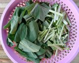 Foto langkah ke 1 dari resep Pecak Sawi Sambel Terasi.