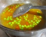 मटर टमाटर वाली मैगी (Matar Tamatar wali maggi recipe in Hindi) रेसिपी चरण 2 फोटो