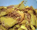A picture of step 2 of Lemon hari mirch ka Achar.