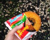 Foto langkah ke 8 dari resep Donat Indomie Masa Kini.