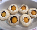 Foto del paso 2 de la receta: Champiñones al horno con huevo y jamón en salsa delicioso