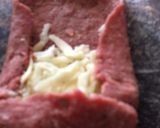 Foto del paso 4 de la receta: Rollitos de carne molida rellenos de queso