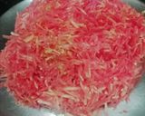 A picture of step 1 of Carrots Halwa with Raisins.