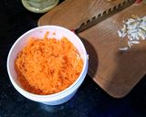 A picture of step 1 of Gajar Halwa.