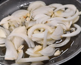 Foto del paso 2 de la receta: Atún encebollado
