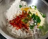 A picture of step 1 of Thalipeeth.
