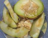 Muskmelon juice recipe step 1 photo