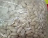 Foto langkah ke 1 dari resep Kacang Bawang Renyah.