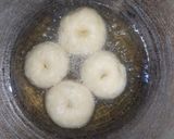 Foto langkah ke 4 dari resep Donat empuk dan lembut tanpa kentang simpel.