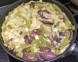 Foto del paso 3 de la receta Tortilla de porotos verdes y cebolla