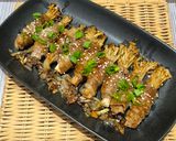 Foto langkah ke 5 dari resep Enoki Beef Roll.