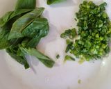 Foto del paso 3 de la receta: Zucchini, huevos y verdeos