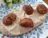 Falafel on Pitta recipe step 4 photo