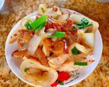 Hình bước làm 3 của món Thịt ba chỉ kho chả lụa
