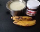 A picture of step 1 of Banana and nutella milk shake.