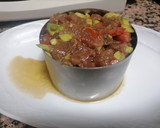 Foto del paso 2 de la receta: Tartar de atún, aguacate y tomate