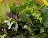 Hình bước làm 5 của món Thịt đầu heo luộc với canh nấm kim châm keto