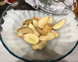 Foto del paso 3 de la receta: Rape con verduras a la provenzal y patatas a las finas hierbas
