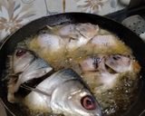 Foto langkah ke 1 dari resep Ikan Bumbu Pesmol.