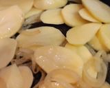 Foto del paso 8 de la receta Solomillo de cerdo en salsa de mostaza con patatas al vino