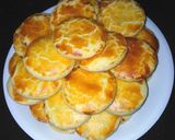A picture of step 8 of Besan Naan Khatai.
