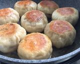Foto langkah ke 8 dari resep Roti Goreng Teflon.