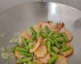 Foto langkah ke 4 dari resep Tumis Udang Buncis.