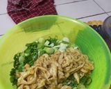 Foto langkah ke 2 dari resep Martabak Jamur.