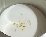 A picture of step 2 of Gobindobhog rice kheer.
