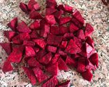 A picture of step 2 of Beetroot chapati.