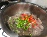 Foto del paso 3 de la receta: Ternera estofada con patatas al estilo de mi madre