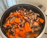Pulyka fricassée - pulykaszárnyból recept fázis 3 fotója