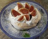 FÜGÉS MINI PAVLOVA-TORTA recept fázis 4 fotója