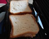 A picture of step 3 of Creamy sandwich.