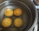 A picture of step 4 of Shahi Dahi bhalle.