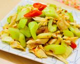 Xo醬西芹炒雞絲的食譜步驟4照片