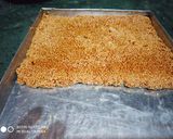 A picture of step 5 of Samak Rice Chikki.