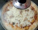 A picture of step 5 of Deep Pan Pizza.