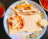 A picture of step 4 of Cheese burst pizza 🍕🍕😋 kids favourite.