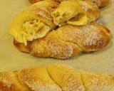 Foto del passaggio 8 della ricetta Treccine dolci super soffici senza burro